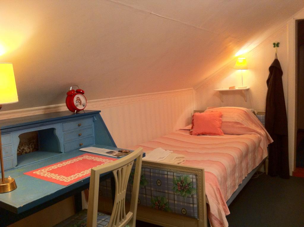 Sparrens Bed And Breakfast Fiskesa Quarto foto