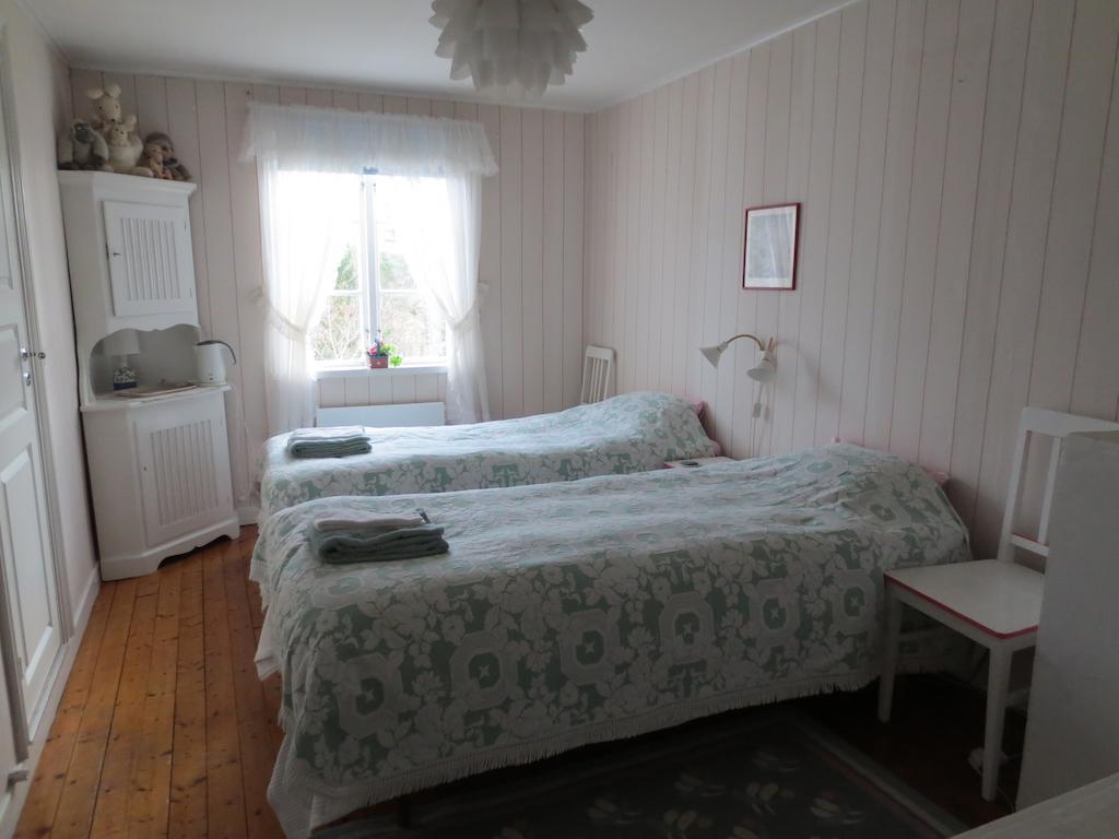 Sparrens Bed And Breakfast Fiskesa Quarto foto